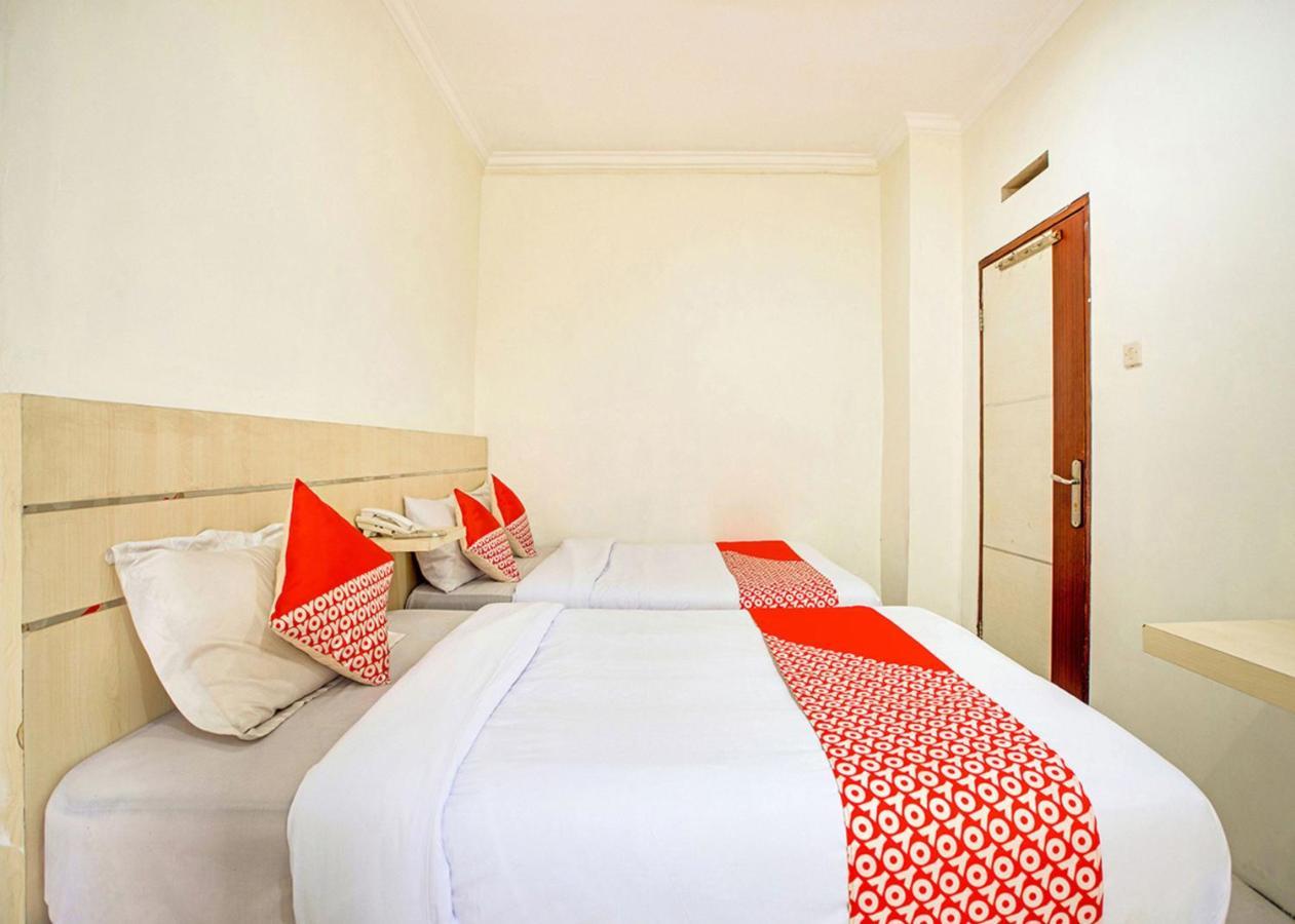 Oyo 2554 Hotel Arimbi Lama Dewi Sartika Bandung Exterior photo